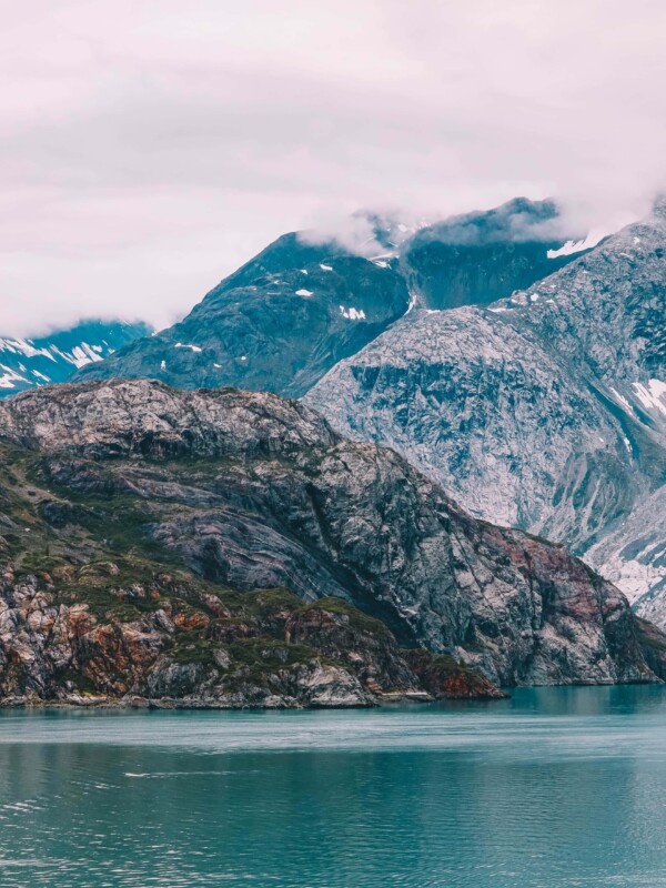 A cruise offering stunning views of Alaska's majestic mountains and serene lakes.
